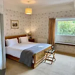 Crow Country Oda ve Kahvaltı