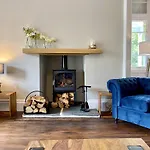 Oda ve Kahvaltı Crow Country 4*