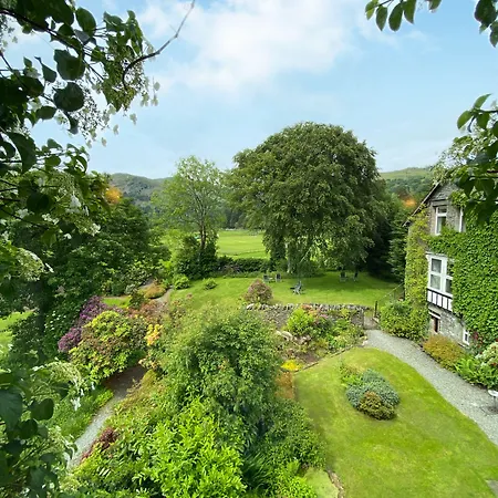 B&B Crow Country