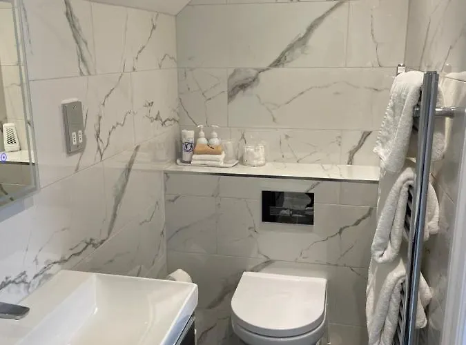 Bed & Breakfast Crow How Country