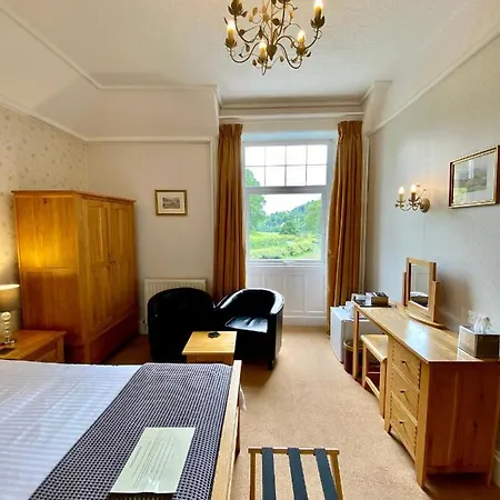 Oda ve Kahvaltı Crow Country 4*