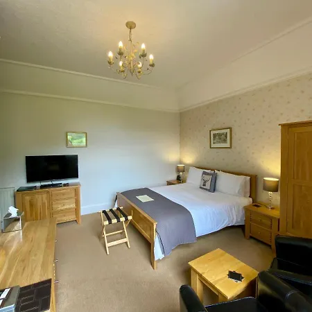 Crow Country Oda ve Kahvaltı Ambleside