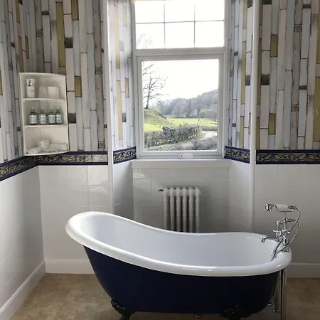 Crow Country Oda ve Kahvaltı Ambleside