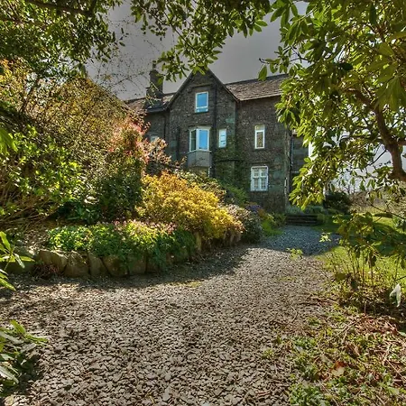 Crow Country Oda ve Kahvaltı Ambleside